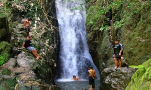 Phuket Waterfalls - bang pare 