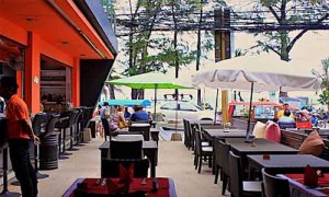 royal palm beach front restaurant bar patong phuket